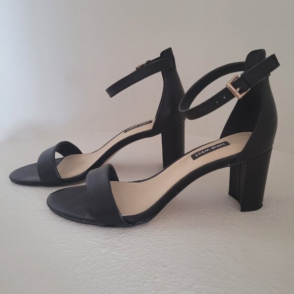 NINE WEST "PRUCE" BLOCK HEEL, BLACK LEATHER, ANKLE STRAP SANDAL, 8M - Picture 3 of 5